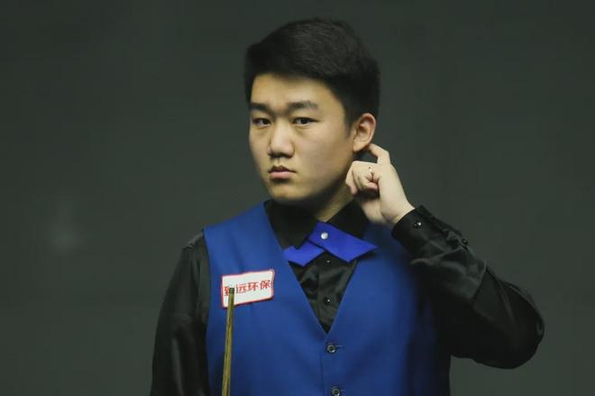 球队有条不 球队有条不